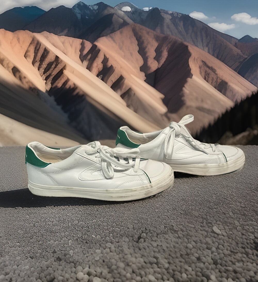 Tretorn Swerve Sneakers Women’s 9 White Green Low Top Court Tennis Casual Shoes